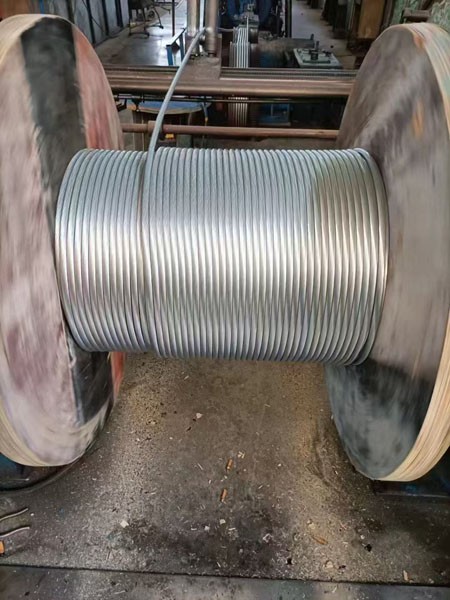 镀锌钢绞线厂家,
