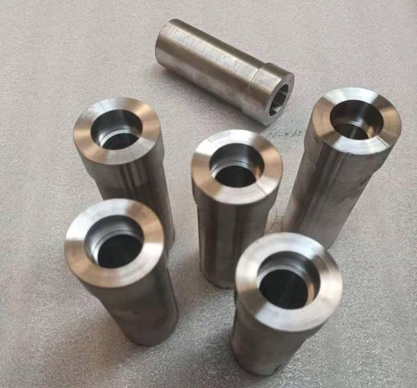 红打热墩螺母模具