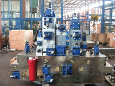 山东泰丰智能供应200T折弯机用插装阀WC67Y-200CV