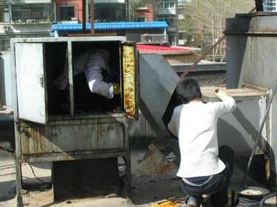 成都大型油烟机清洗龙泉厨房油烟管道清洗双流食堂油烟清洗图3