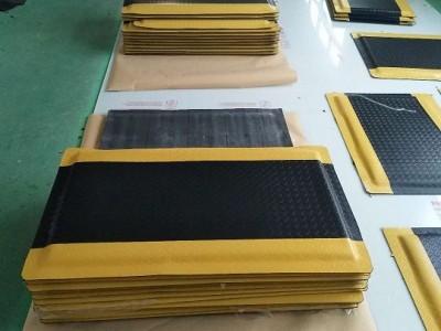 导电环保防疲劳地垫，防静电缓解疲劳脚垫，龙之净桌垫