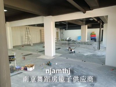 禄口健身房镜子安装图2