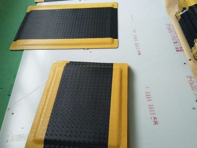 抗疲劳地垫，卡优出口防疲劳脚垫，车间站立缓解疲劳垫