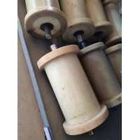 150×350尼龙地滚轮像是滑轮一样 减少钢丝绳运行中摩擦