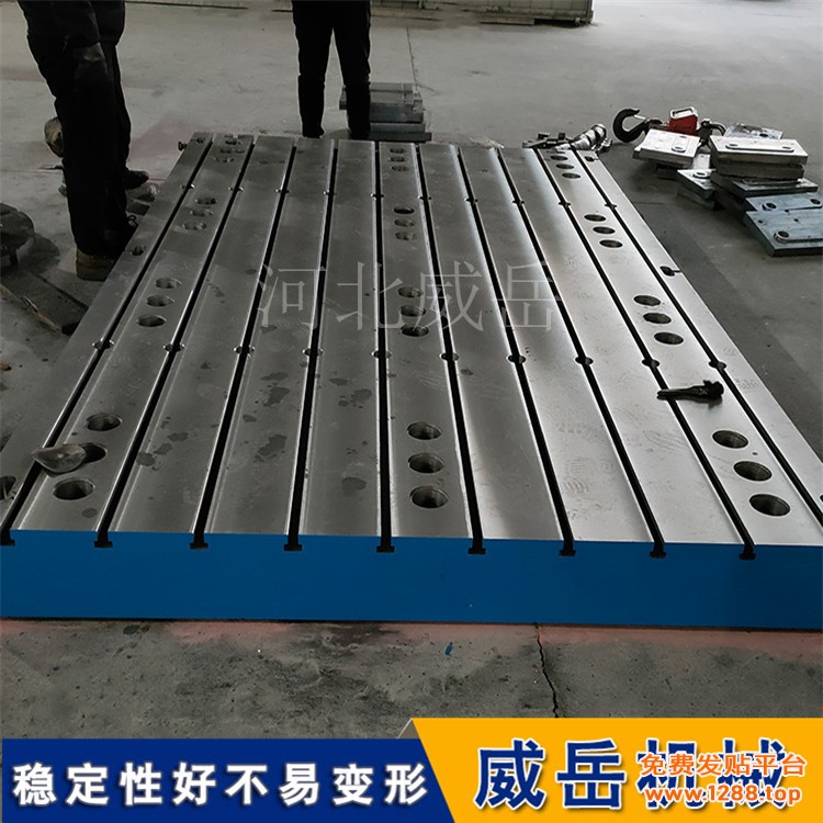 61M6aREn6N_Lups_m00OnRAGaHM